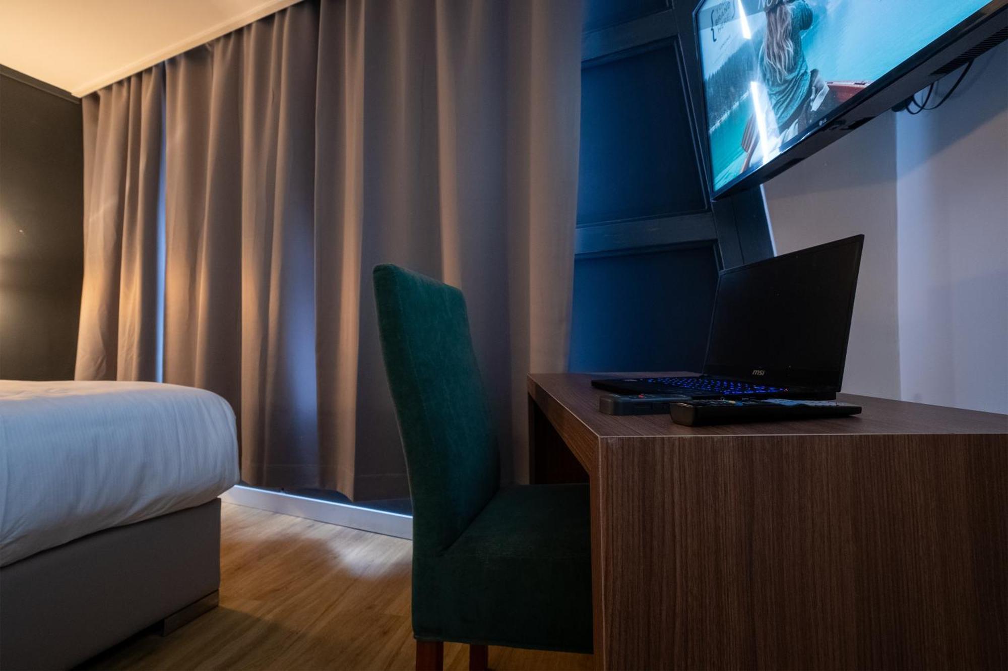 Ma Airport Hotel 호프트도프 외부 사진